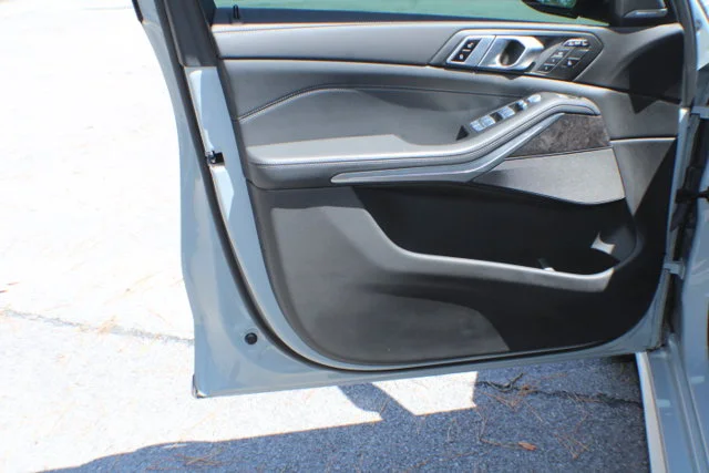 Used 2023 Brooklyn Grey Metallic BMW xDrive40i image 6
