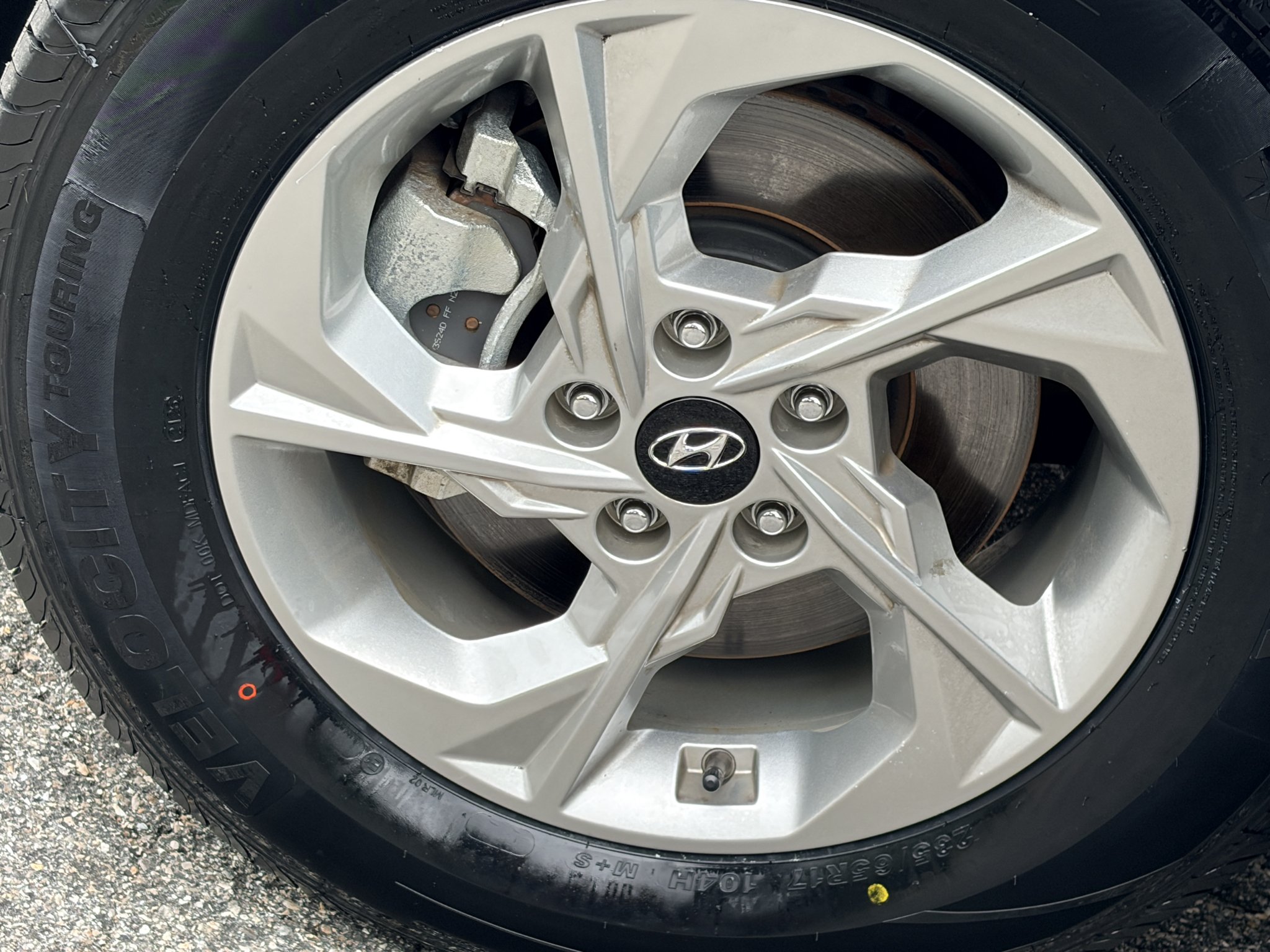 Used 2024 White Pearl Hyundai SEL image 9