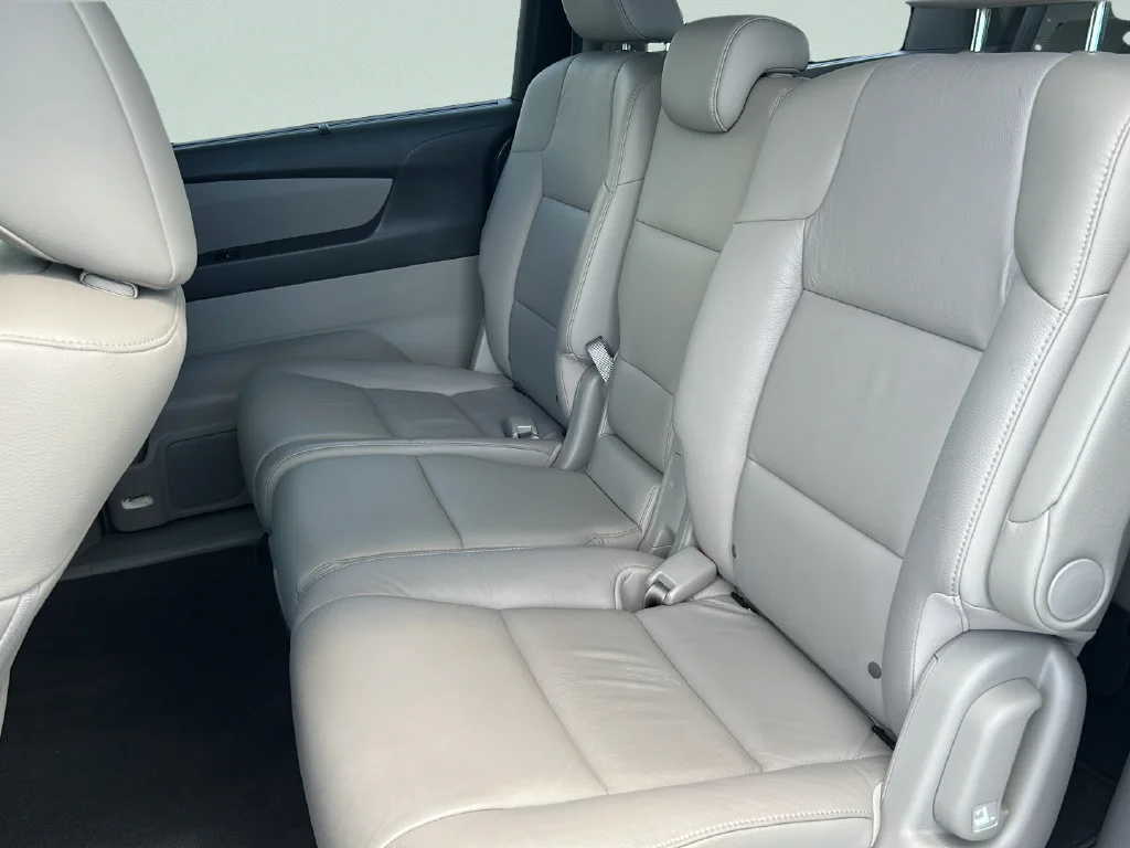 Used 2011 Blue Honda EX-L image 13
