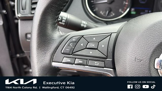 Used 2019 Gray Nissan SV image 13