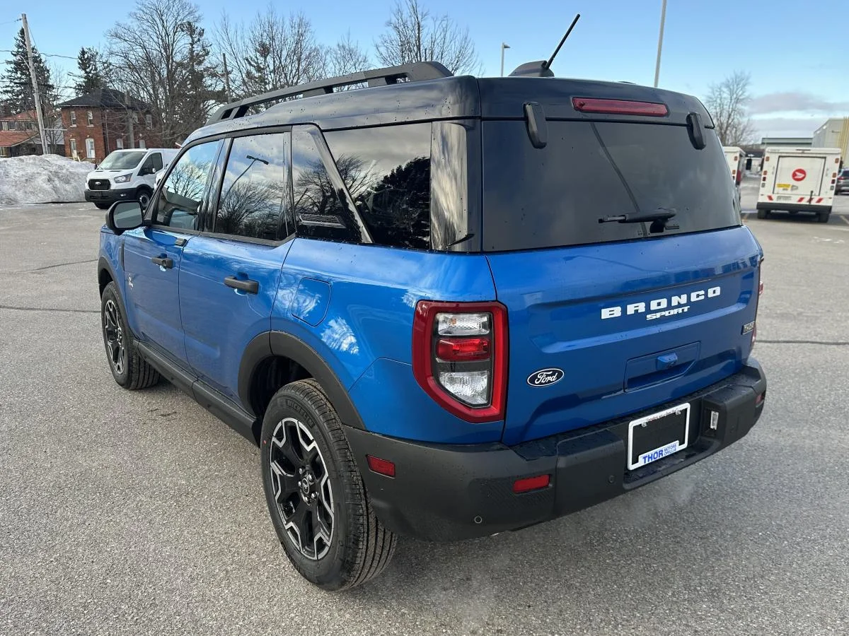 New 2026 Blue Ford Outer Banks image 8