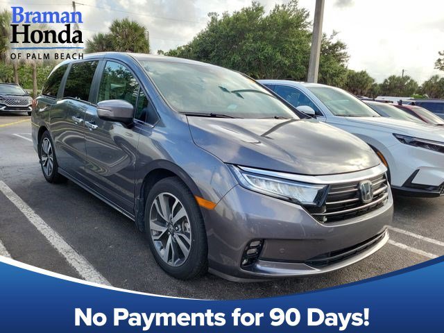 2024 Honda Odyssey Touring's photo