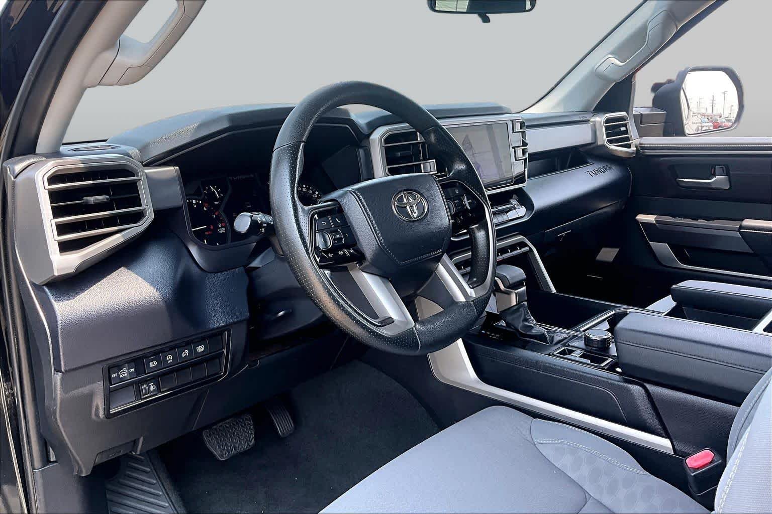 2023 Toyota Tundra SR5 - Photo 17