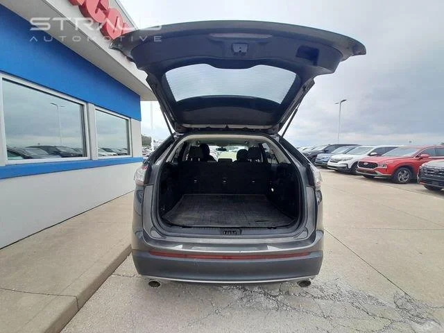 Used 2018 Magnetic Ford SEL image 51
