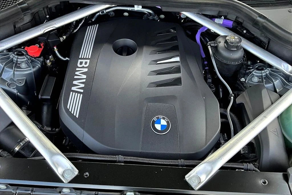 New 2026 BMW X5 sDrive40i 4D Sport Utility