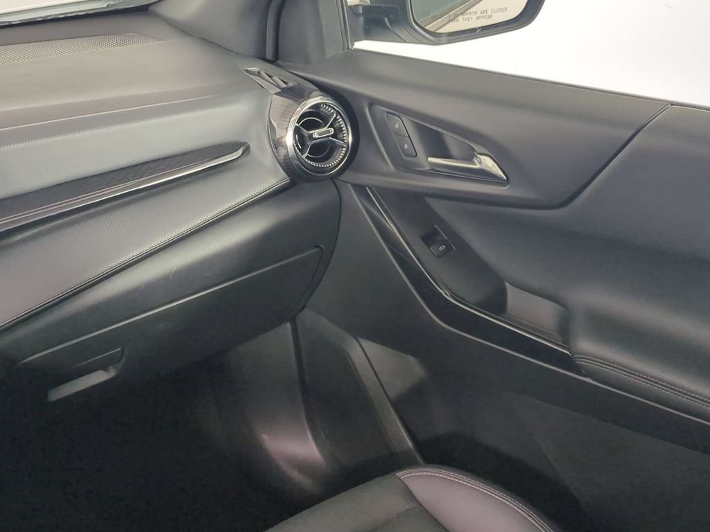 Used 2025 White Chevrolet LT image 20