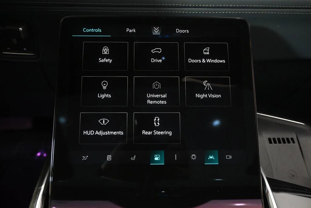 2025 Cadillac Escalade IQ Luxury 2 - Photo 31