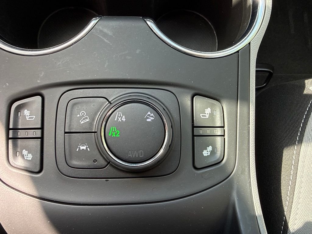 Used 2023 Red GMC SLE image 36