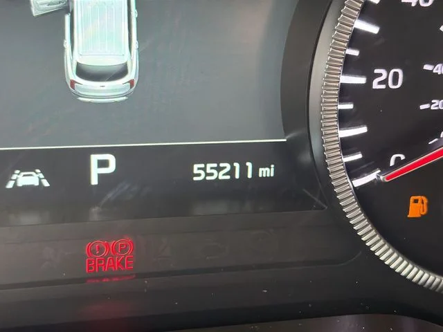 Used 2021  Kia SX image 17