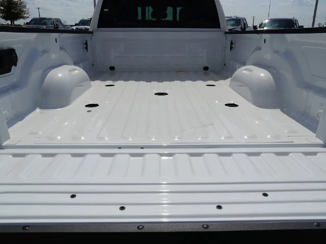 New 2027 Bright White Clear-Coat Exterior Paint RAM Tradesman image 19