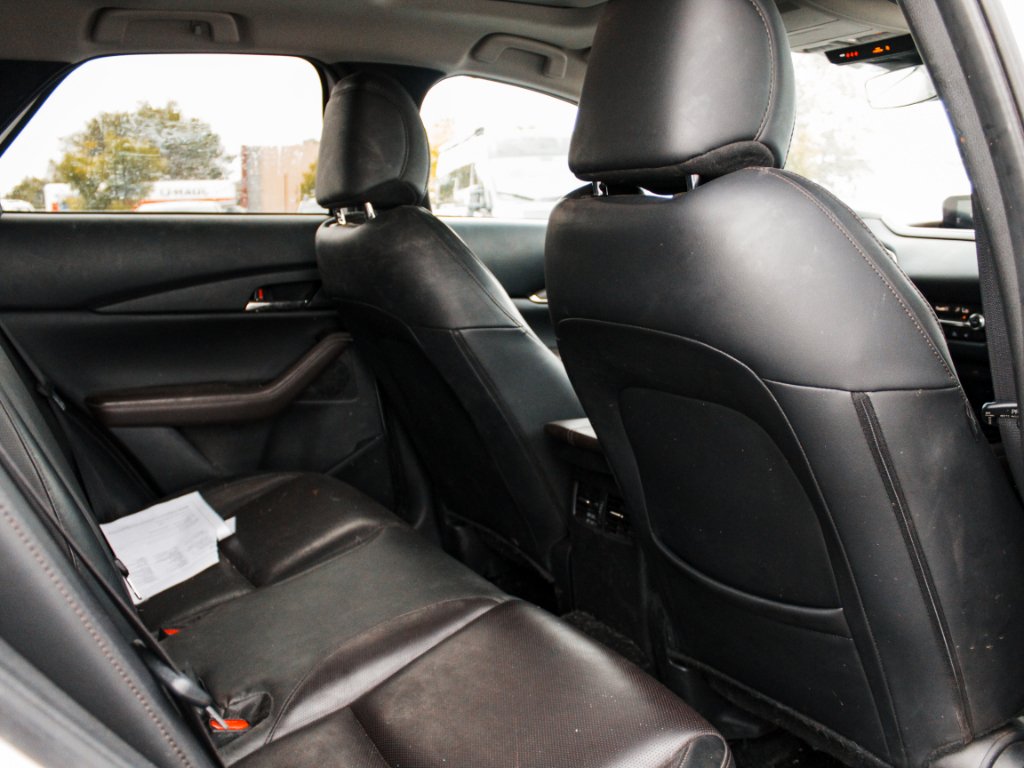 Used 2020 Snowflake White Pearl Mica Mazda Premium Package image 24