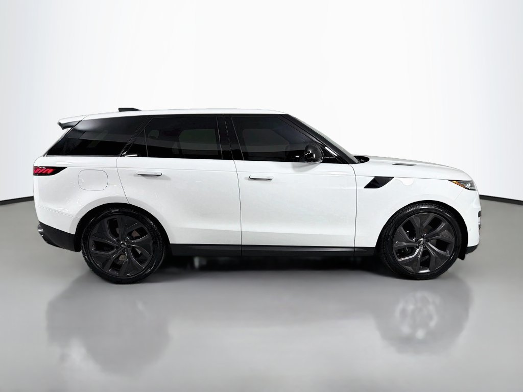 Certified Used 2024 White Land Rover SE image 4