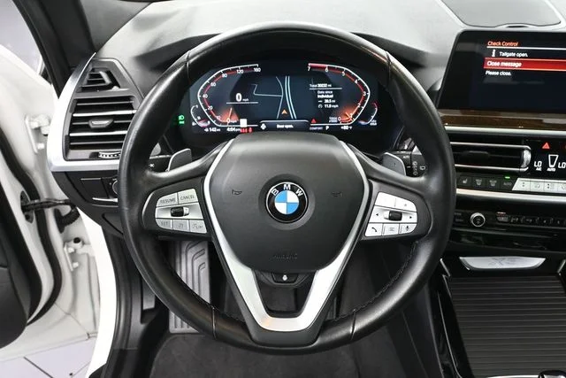 Used 2023 White BMW xDrive30i image 29