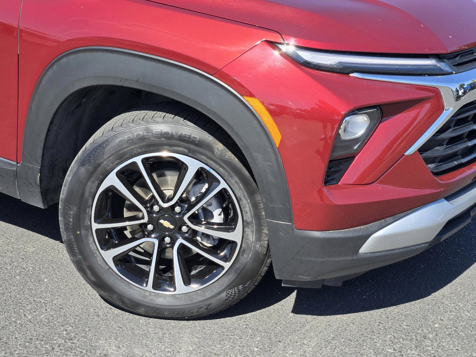 Used 2025 Crimson Metallic Chevrolet LT image 9