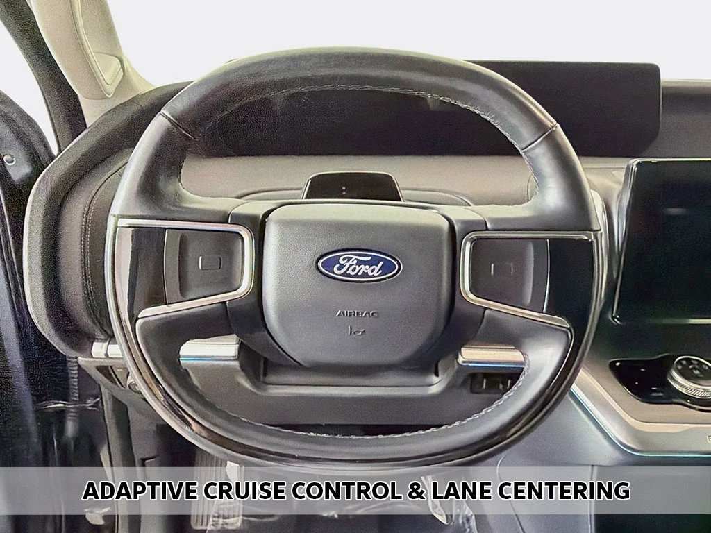 Used 2025 Gray Metallic Ford Platinum image 7