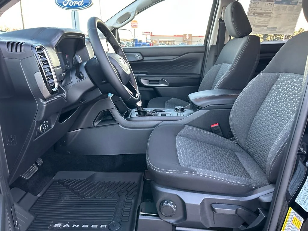 2025 Ford Ranger XLT - Photo 14