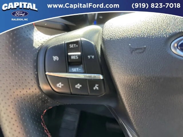 Used 2025 Gray Ford ST-Line image 22