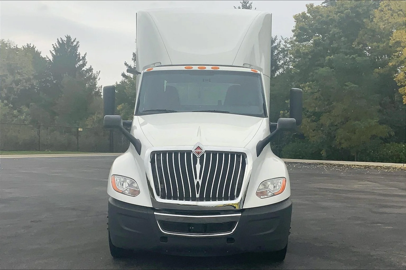 Used 2021 WHITE International  image 2