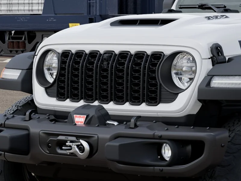 New 2026 Bright White Clear-Coat Exterior Paint Jeep Moab 392 image 39