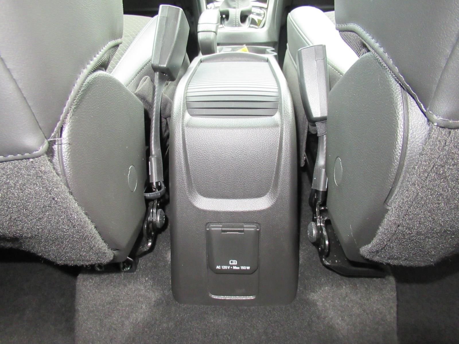 Used 2022  Buick Preferred image 32