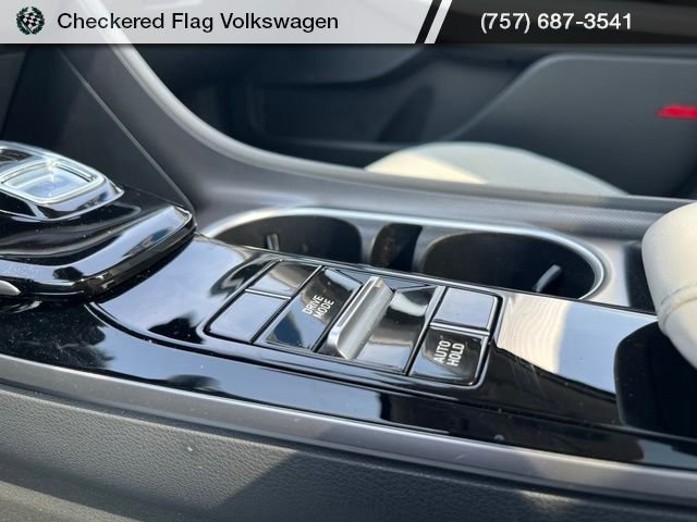 Used 2023 Hampton Gray Hyundai SEL image 44