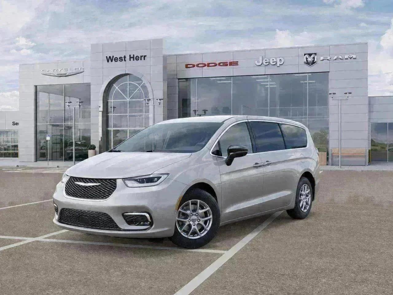 2026 Chrysler Pacifica Select's photo