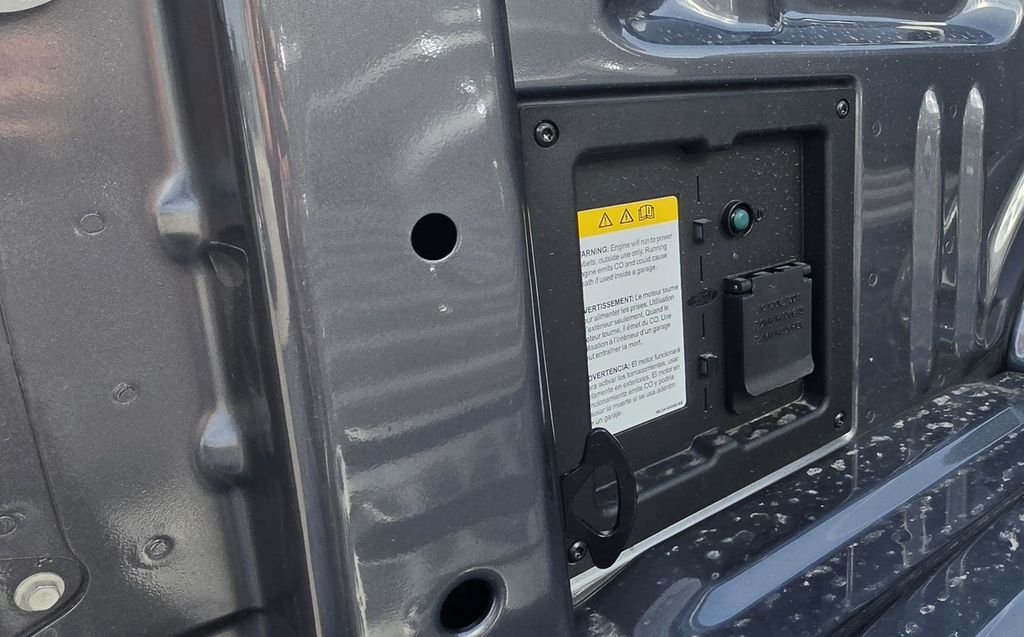 New 2026 Carbonized Gray Metallic Ford Tremor® image 10