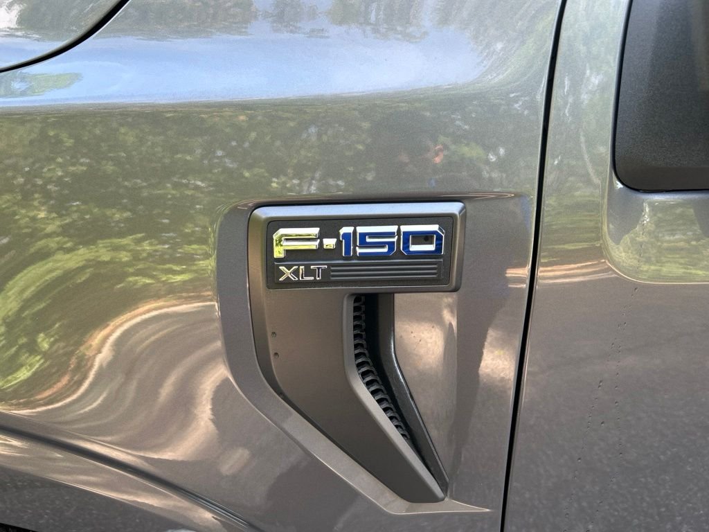 Used 2023 Gray Ford XLT image 12