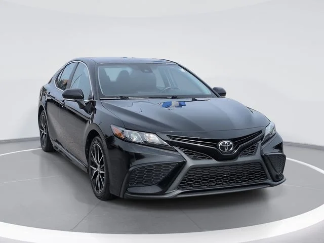 Used 2022 Black Toyota SE image 1