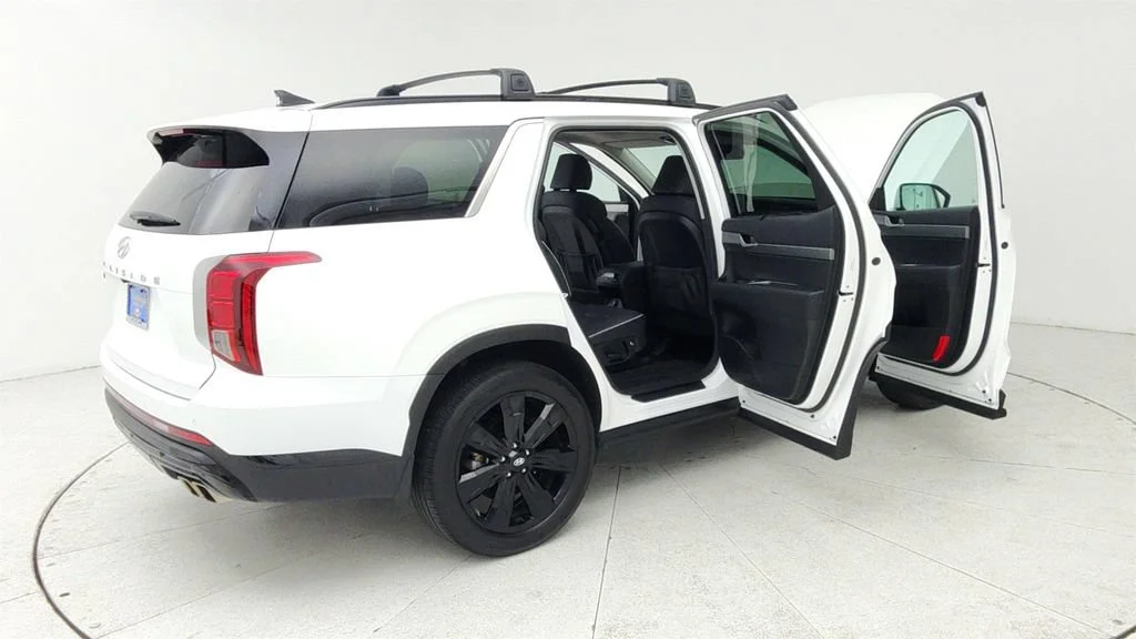 Used 2025 White Hyundai XRT image 12