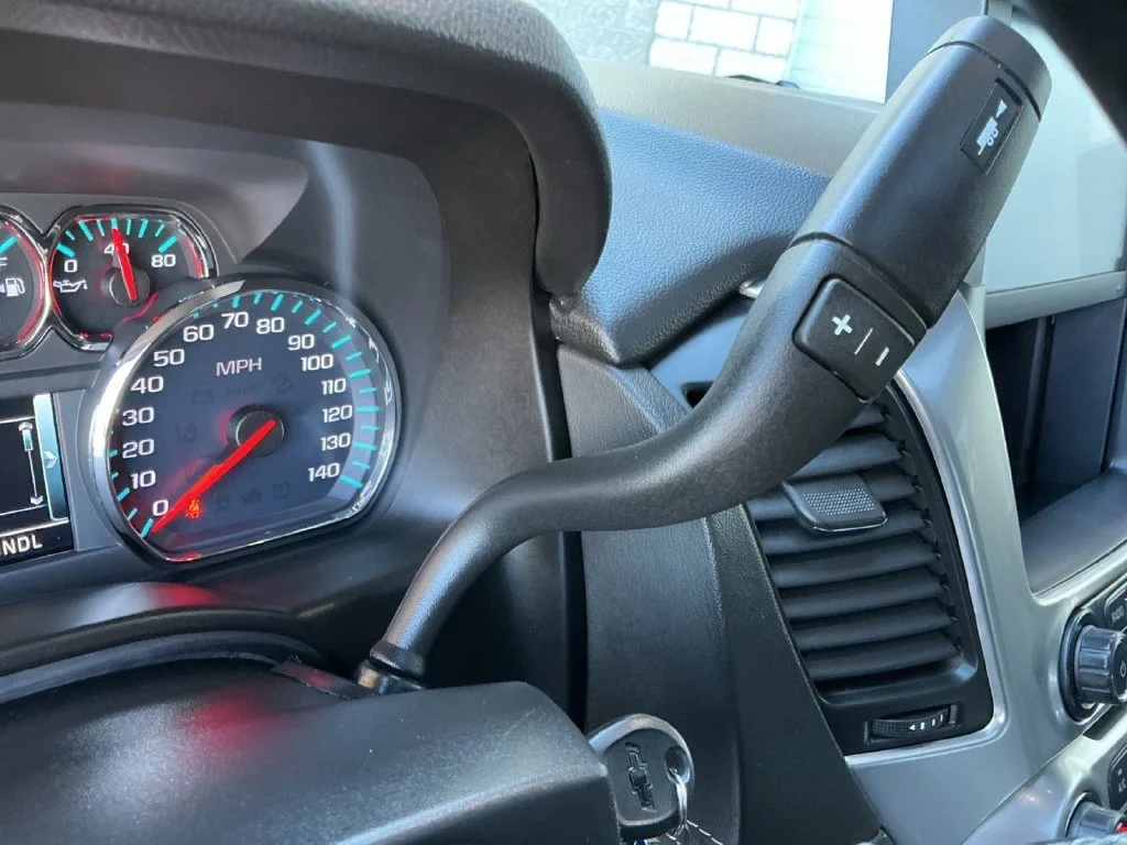 Used 2019 SHADOW GRAY METALLIC Chevrolet LT image 24