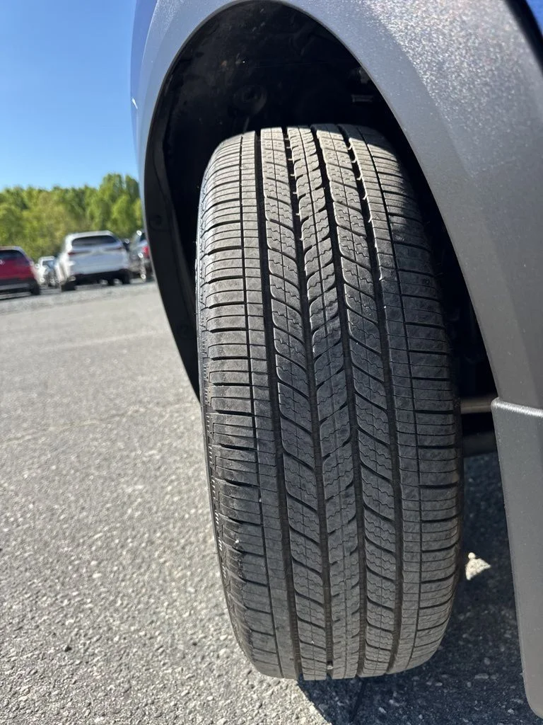Used 2025 Blue Nissan SV image 28