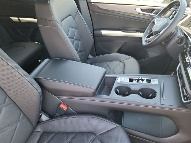 New 2026 Black Volkswagen 2.0T SE image 17