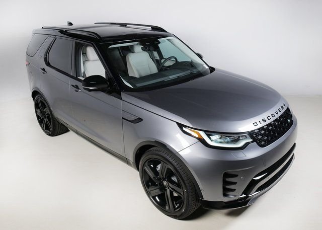 New 2026 Eiger Grey Land Rover Dynamic SE image 30