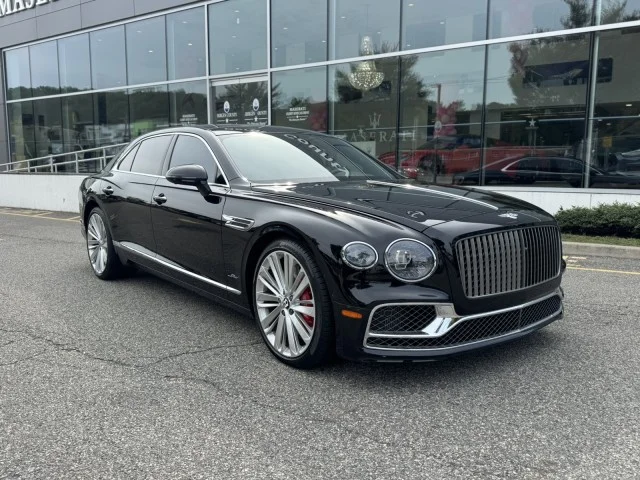 Used 2023 Black Sapphire Metallic Bentley Speed image 3