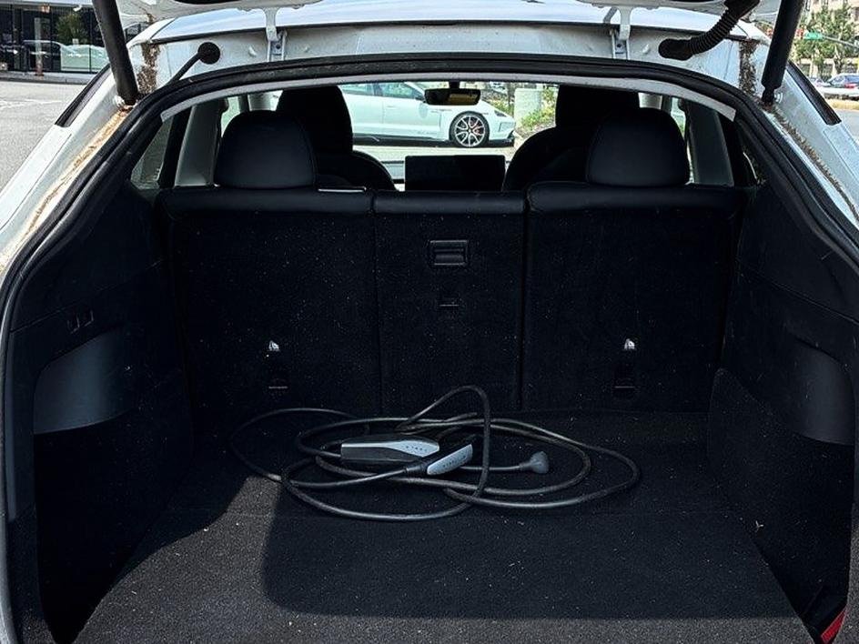 Used 2021 White Tesla Long Range image 14