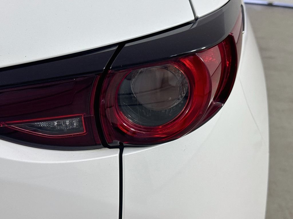 Used 2019 Snowflake White Pearl Mica Mazda Touring image 31