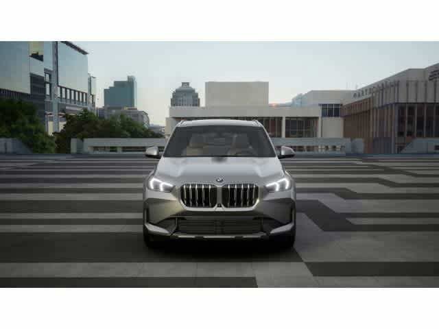 Used 2026 Space Silver Metallic BMW xDrive28i image 3