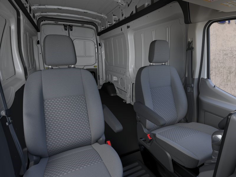 New 2026 Oxford White Ford Base image 3