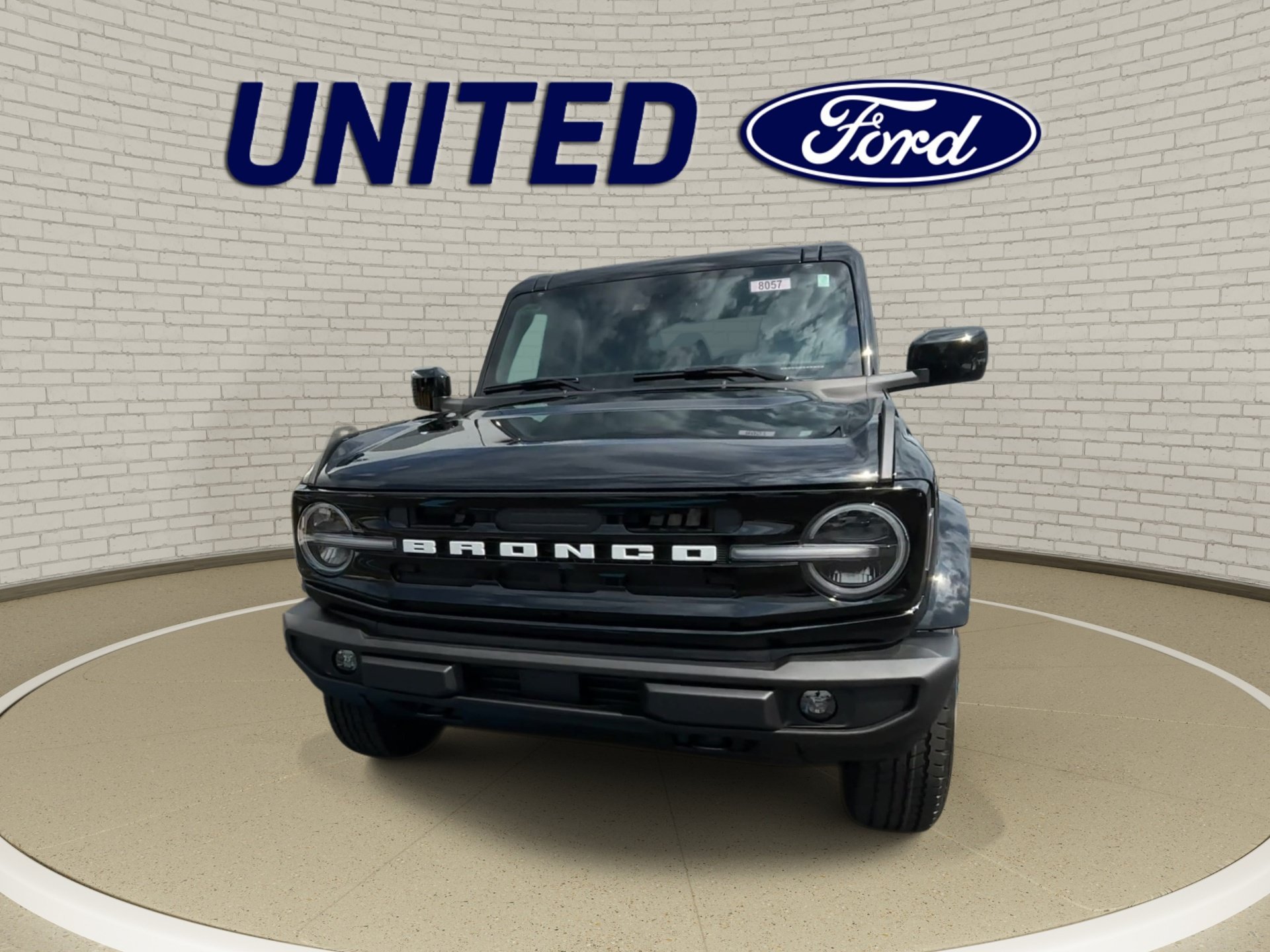 New 2026 Shadow Black Ford Outer Banks® image 4