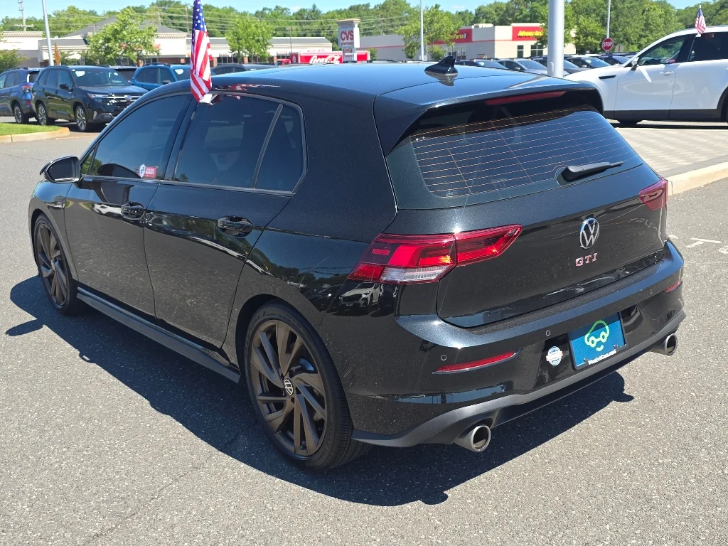 2024 Volkswagen Golf GTI Autobahn - Photo 12