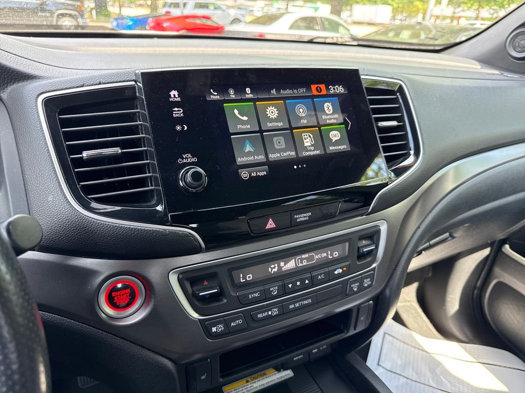 Used 2022 Silver Honda EX-L image 14