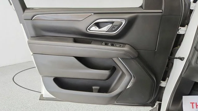 Used 2023 Summit White GMC SLE image 21