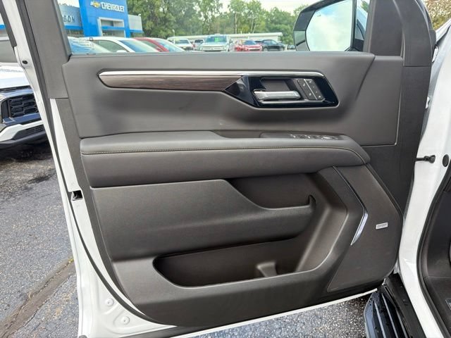 2026 Chevrolet Tahoe Premier - Photo 23
