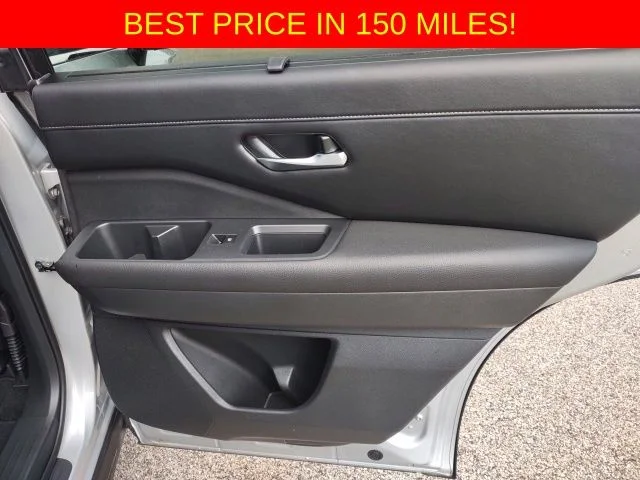 Certified Used 2025 Brilliant Silver Metallic Nissan SL image 22