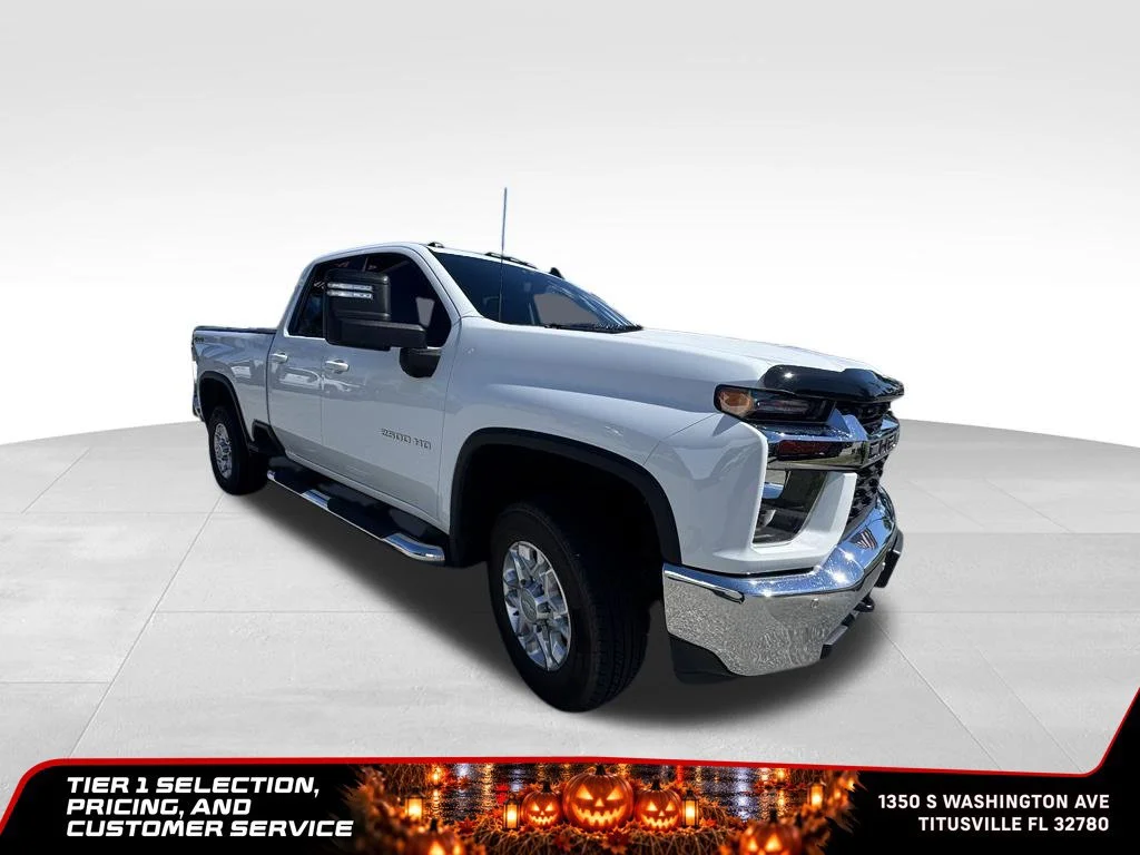 Used 2020 SUMMIT WHITE Chevrolet LT image 3