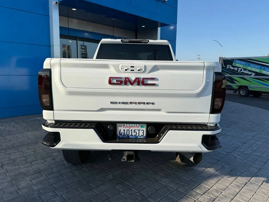 Used 2023 SUMMIT WHITE GMC Pro image 9