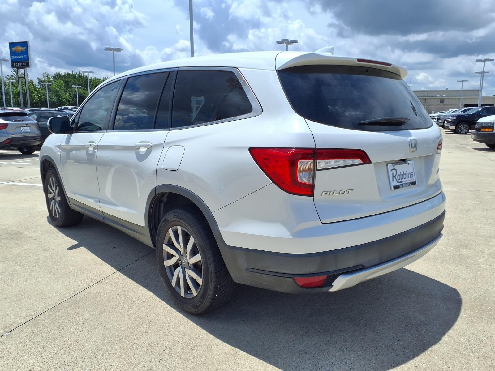 Used 2020 Platinum White Pearl Honda EX image 4