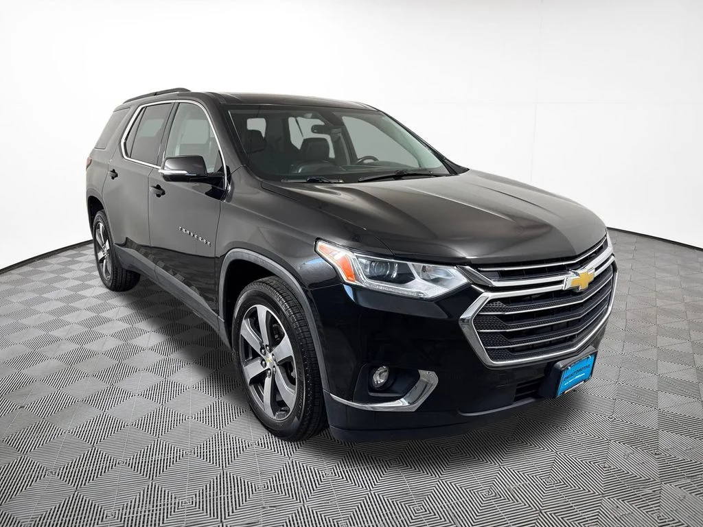 Used 2019 Black Chevrolet 3LT image 4