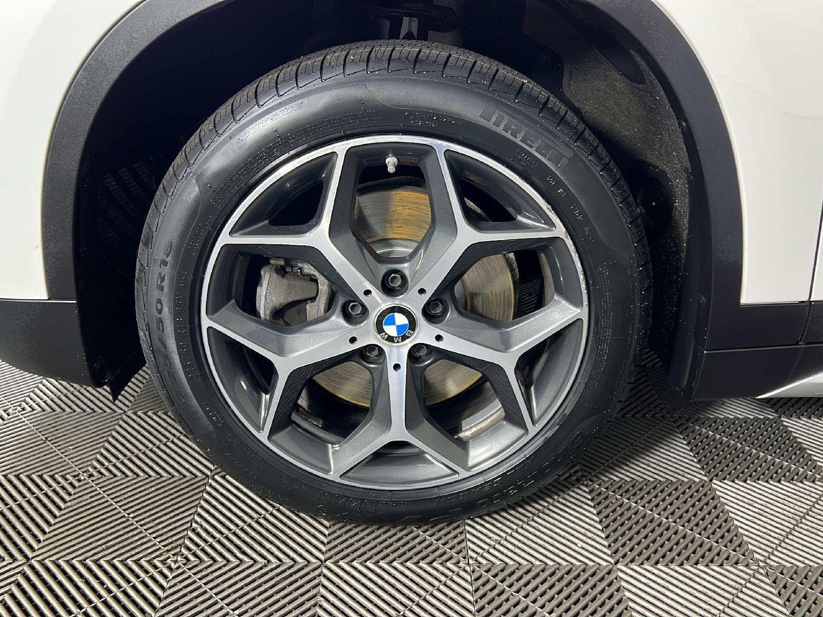 Used 2019 Alpine White BMW xDrive28i image 14